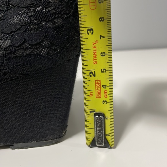 Seychelles Black Lace Wedge Heel 7.5 - Picture 8 of 10